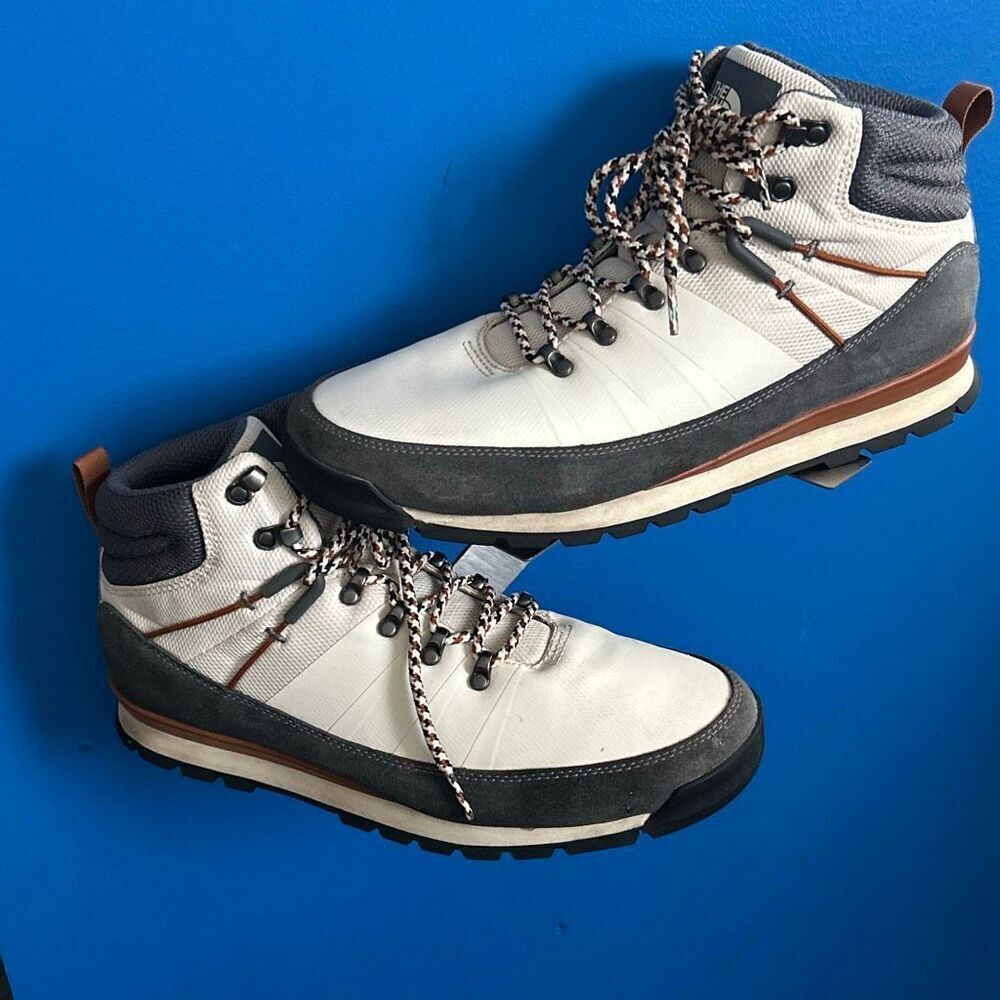 The North Face Back to Berkeley Mid WATERPROOF Vintage White Hiking Boot 12
